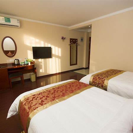 Greentree Inn Jiangsu Yancheng Dongtai Honglan Road Pedestrian Street Express Hotel Extérieur photo